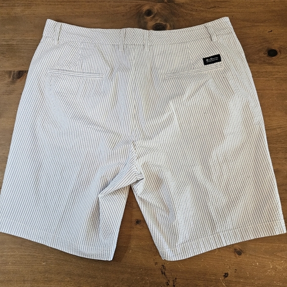 Ben Sherman Mens Shorts 38 Regular Fit Stretch Seersucker White/Blue - Picture 8 of 9